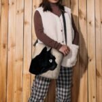 Women's Black Cat Print Crossbody Bag – Stylish Casual - Image 2